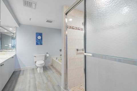 2450 Presidential Way #1606, West Palm Beach FL - photo 18 of 47