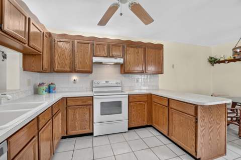 310 Deer Creek Lakeside Way, Deerfield Beach FL - photo 11 of 27