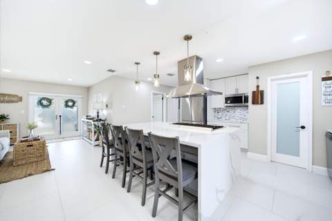 2360 SE 13TH Court, Pompano Beach FL - photo 15 of 96
