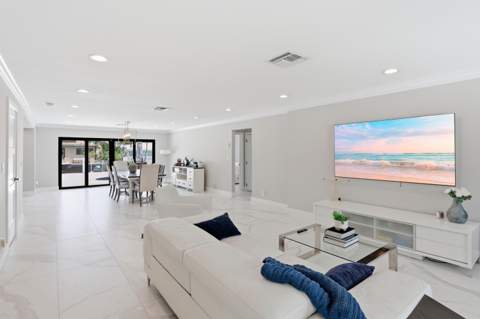 2447 SE 10th Street, Pompano Beach FL - photo 8 of 35