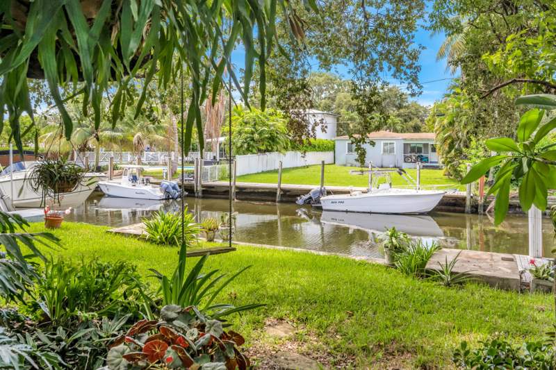 4 bedroom Single Family Residence at 1200 Orange Isle, Mrs E F Marshalls Sub Rev Plat, Fort Lauderdale — photo 4
