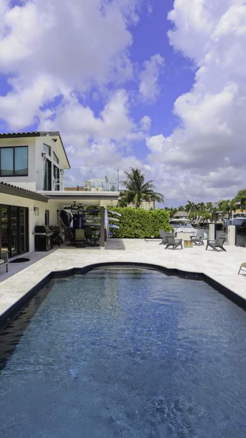 2447 SE 10th Street, Pompano Beach FL - photo 6 of 35