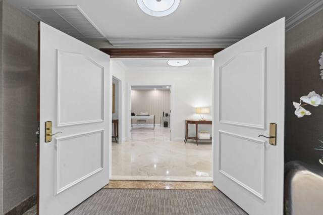 400 S Ocean Boulevard #25