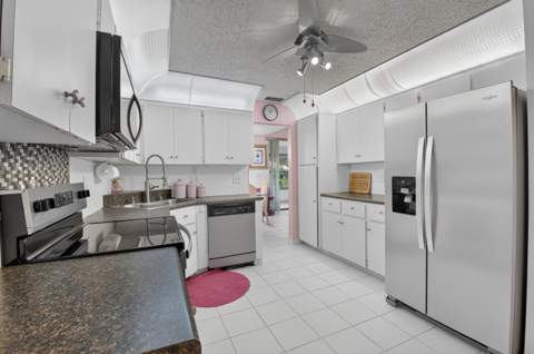 10524 Lady Palm Lane #B, Boca Raton FL - photo 17 of 54