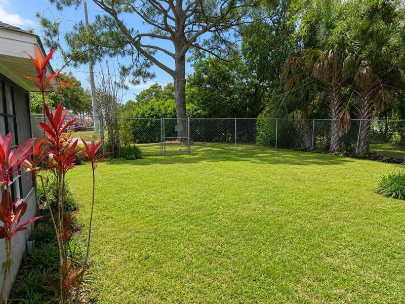 3 bedroom Single Family Residence at 2411 SE Morningside Boulevard, South Port St Lucie Unit 14, Port St. Lucie — photo 5