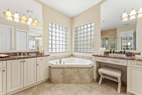 8986 Little Falls Way, Delray Beach FL - photo 21 of 101