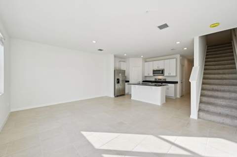 654 Salisbury Circle, Fort Pierce FL - photo 10 of 16