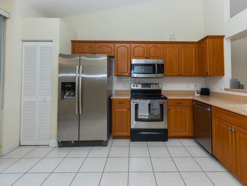 2 bedroom Townhouse at 2491 Aragon Boulevard #2, Aragon Sec One, Sunrise — photo 3