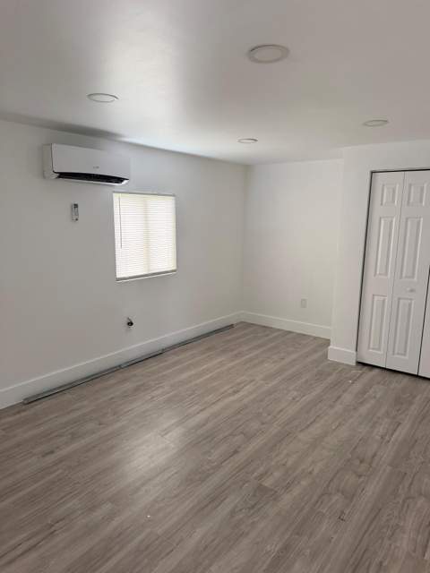 650 NW 214th Avenue, Pembroke Pines FL - photo 9 of 13