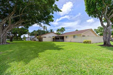 9 Danby Place, Boynton Beach FL - photo 13 of 17