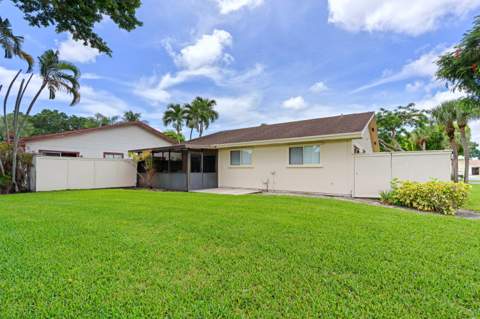 9 Danby Place, Boynton Beach FL - photo 14 of 17