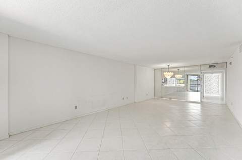 15355 Lakes Of Delray Boulevard #314, Delray Beach FL - photo 11 of 35
