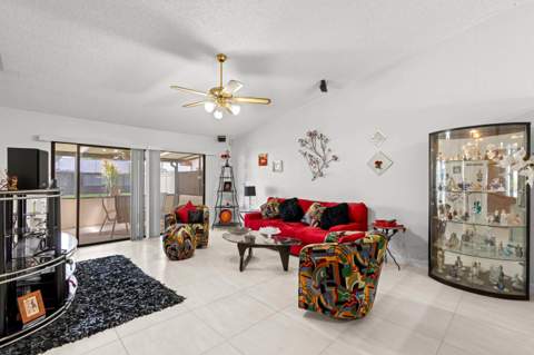 9 Danby Place, Boynton Beach FL - photo 6 of 17