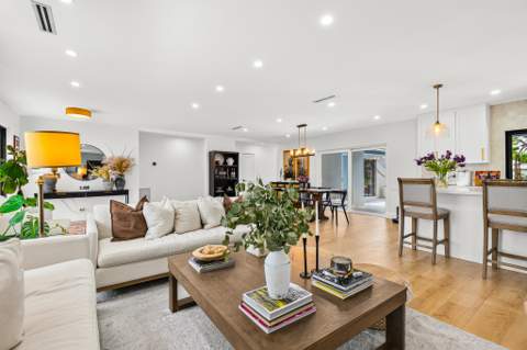 841 NW 75th Terrace, Plantation FL - photo 15 of 47