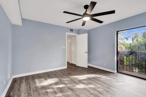 736 NW 98th Circle, Plantation FL - photo 19 of 38