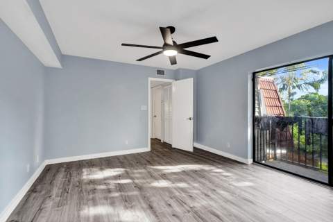736 NW 98th Circle, Plantation FL - photo 22 of 38