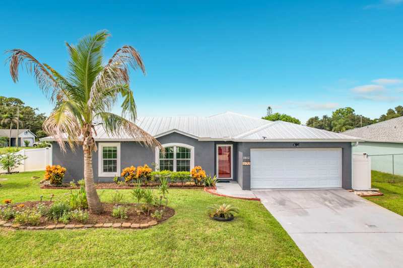 3 bedroom Single Family Residence at 1402 SW Flounder Lane, Port St Lucie Section 14, Port St. Lucie — photo 1