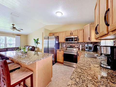 1402 SW Flounder Lane, Port St. Lucie FL - photo 9 of 47