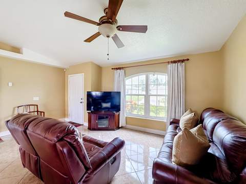 1402 SW Flounder Lane, Port St. Lucie FL - photo 15 of 47