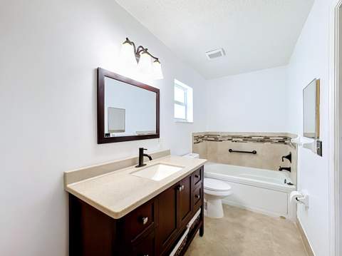 1402 SW Flounder Lane, Port St. Lucie FL - photo 21 of 47