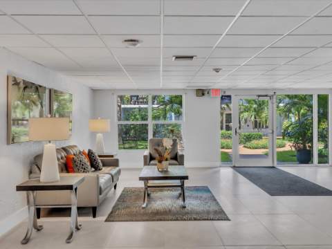 3002 NE 5th Terrace #105-B, Wilton Manors FL - photo 21 of 39