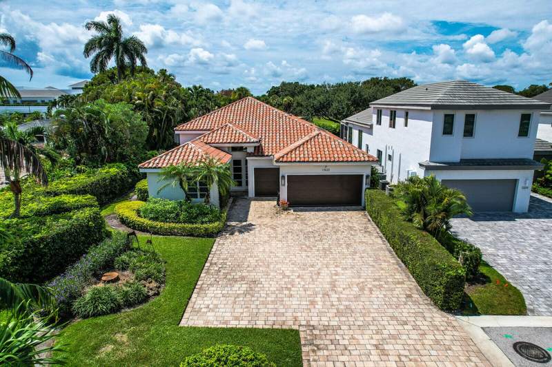 3 bedroom Single Family Residence at 13620 Verde Drive, Frenchmans Creek Par G-4, Palm Beach Gardens — photo 3