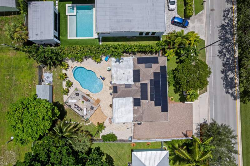 4 bedroom Single Family Residence at 874 NW 2nd Avenue, Spanish Village, Boca Raton — photo 4