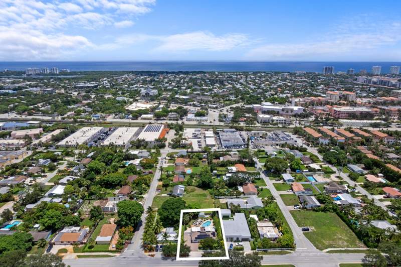 4 bedroom Single Family Residence at 874 NW 2nd Avenue, Spanish Village, Boca Raton — photo 3