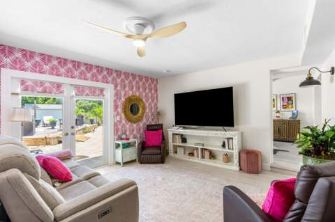 874 NW 2nd Avenue, Boca Raton FL - photo 22 of 47