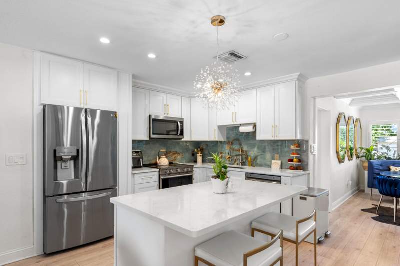 4 bedroom Single Family Residence at 874 NW 2nd Avenue, Spanish Village, Boca Raton — photo 5