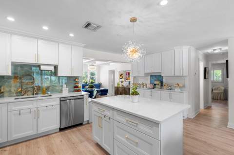 874 NW 2nd Avenue, Boca Raton FL - photo 6 of 47