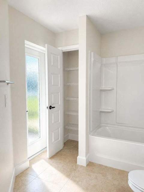 292 SW Ridgecrest Drive, Port St. Lucie FL - photo 15 of 23