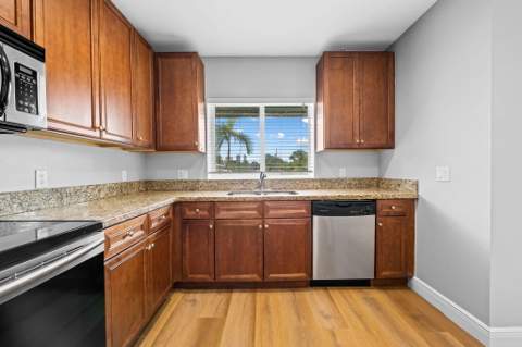 708 SE 15th Street #3, Fort Lauderdale FL - photo 14 of 30
