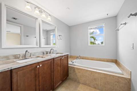708 SE 15th Street #3, Fort Lauderdale FL - photo 21 of 30