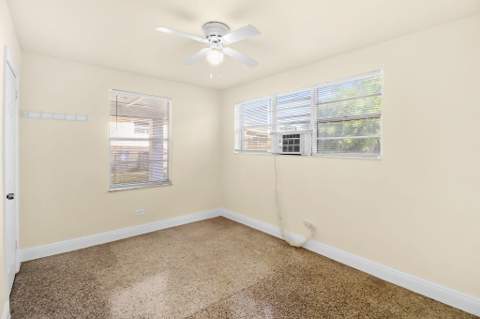 4546 Carver Street, Kenwood Estates FL - photo 24 of 34