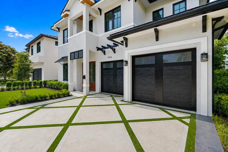 5 bedroom Single Family Residence at 1016 SE 8th Street, Rio Vista C J Hectors Resub, Fort Lauderdale — photo 2