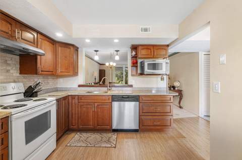 7610 NW 18th Street #102, Margate FL - photo 13 of 48