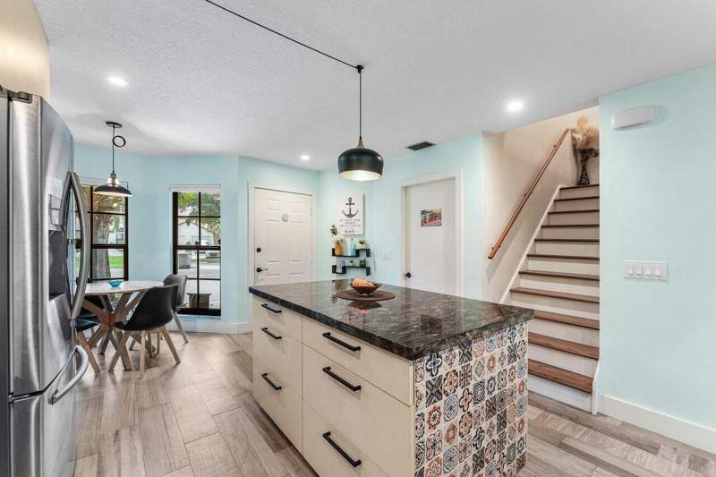 2 bedroom Townhouse at 18577 Woodstream Drive, Woodstream, Boca Raton — photo 4