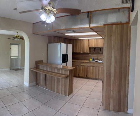 1117 NE 23rd Street, Belle Glade FL - photo 7 of 25