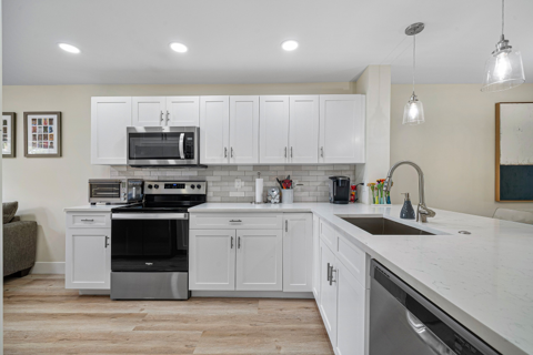 17 Southport Lane #E, Boynton Beach FL - photo 6 of 107