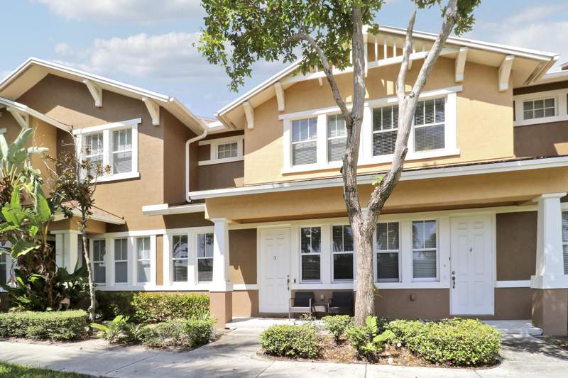 2 bedroom Townhouse at 880 Millbrae Court #3, Cityside Condo, West Palm Beach — photo 2