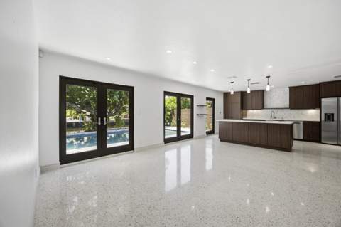 2001 N Victoria Park Road, Fort Lauderdale FL - photo 6 of 34