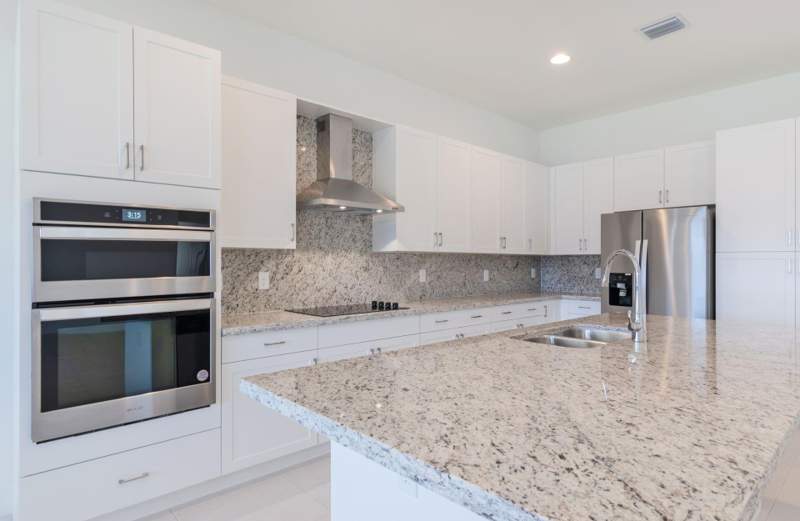 5 bedroom Single Family Residence at 4380 SW 177th Avenue, Marbella, Miramar — photo 4