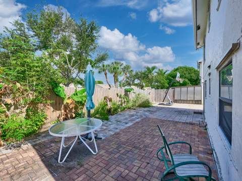 57 Peachtree Place, Boynton Beach FL - photo 10 of 44