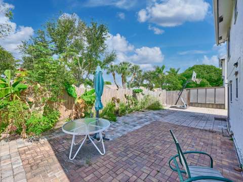57 Peachtree Place, Boynton Beach FL - photo 11 of 44