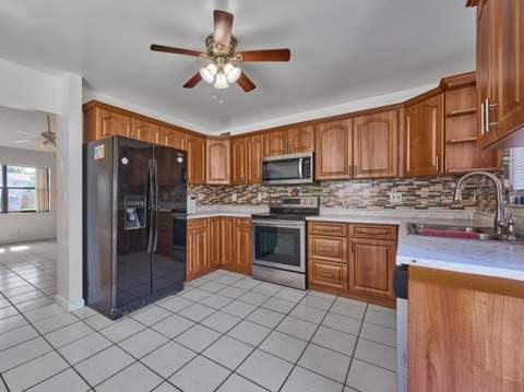 57 Peachtree Place, Boynton Beach FL - photo 19 of 44