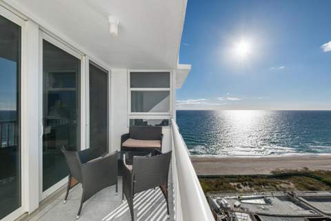 1370 S Ocean Boulevard #1703, Pompano Beach FL - photo 11 of 37