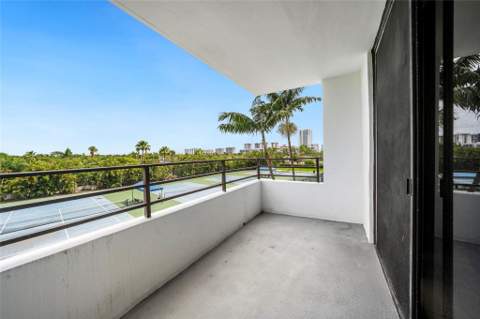 600 Three Islands Boulevard #301, Hallandale Beach FL - photo 17 of 22