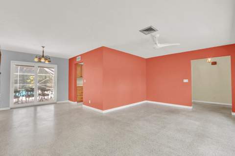 6466 Via Townsend, West Palm Beach FL - photo 9 of 56