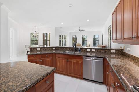10594 Versailles Boulevard, Wellington FL - photo 19 of 57